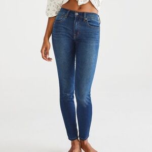 Aéropostale High Rise Seriously Stretchy Jegging Dark Wash